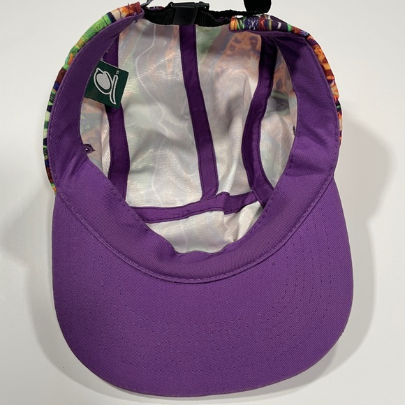 Chuck Originals Vibrant Multi Color Camper Hat - Picture 7 of 9